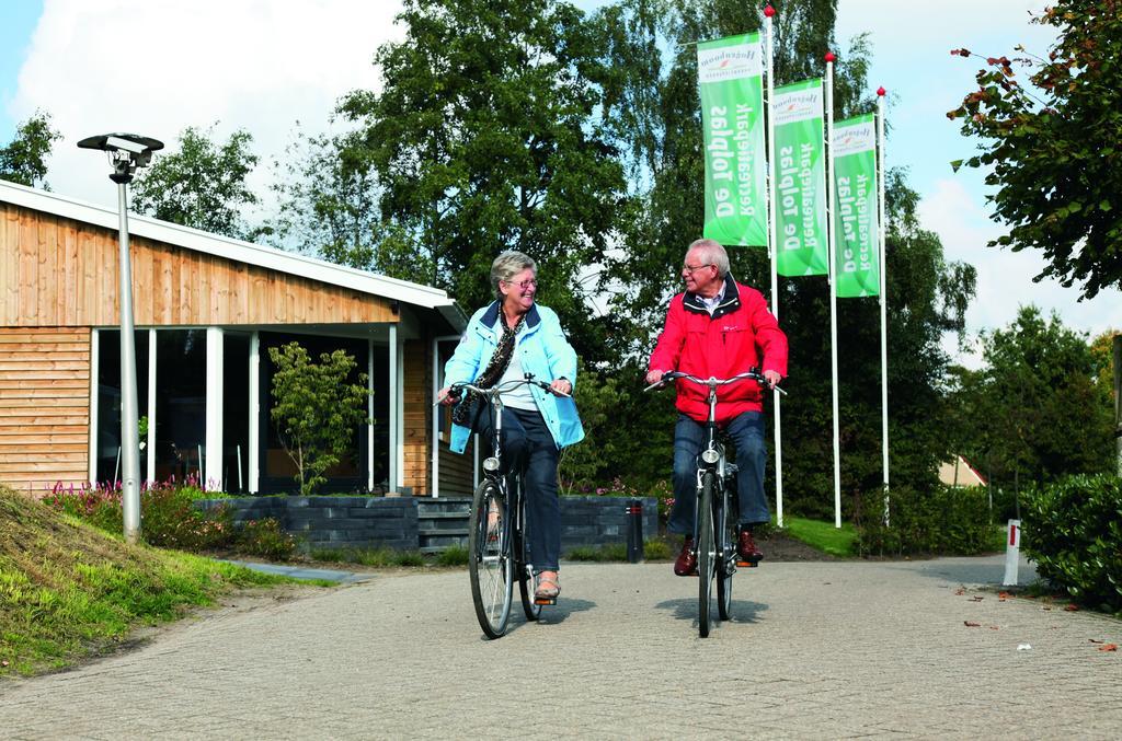 Roompot Recreatiepark De Tolplas Vriezenveen Exterior photo